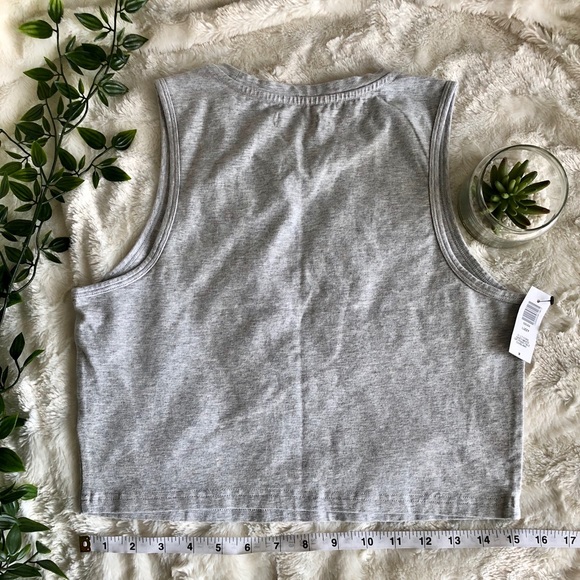 🌟 Aritzia TNA Lizzy Crop Tank *BRAND NEW* - Picture 6 of 8